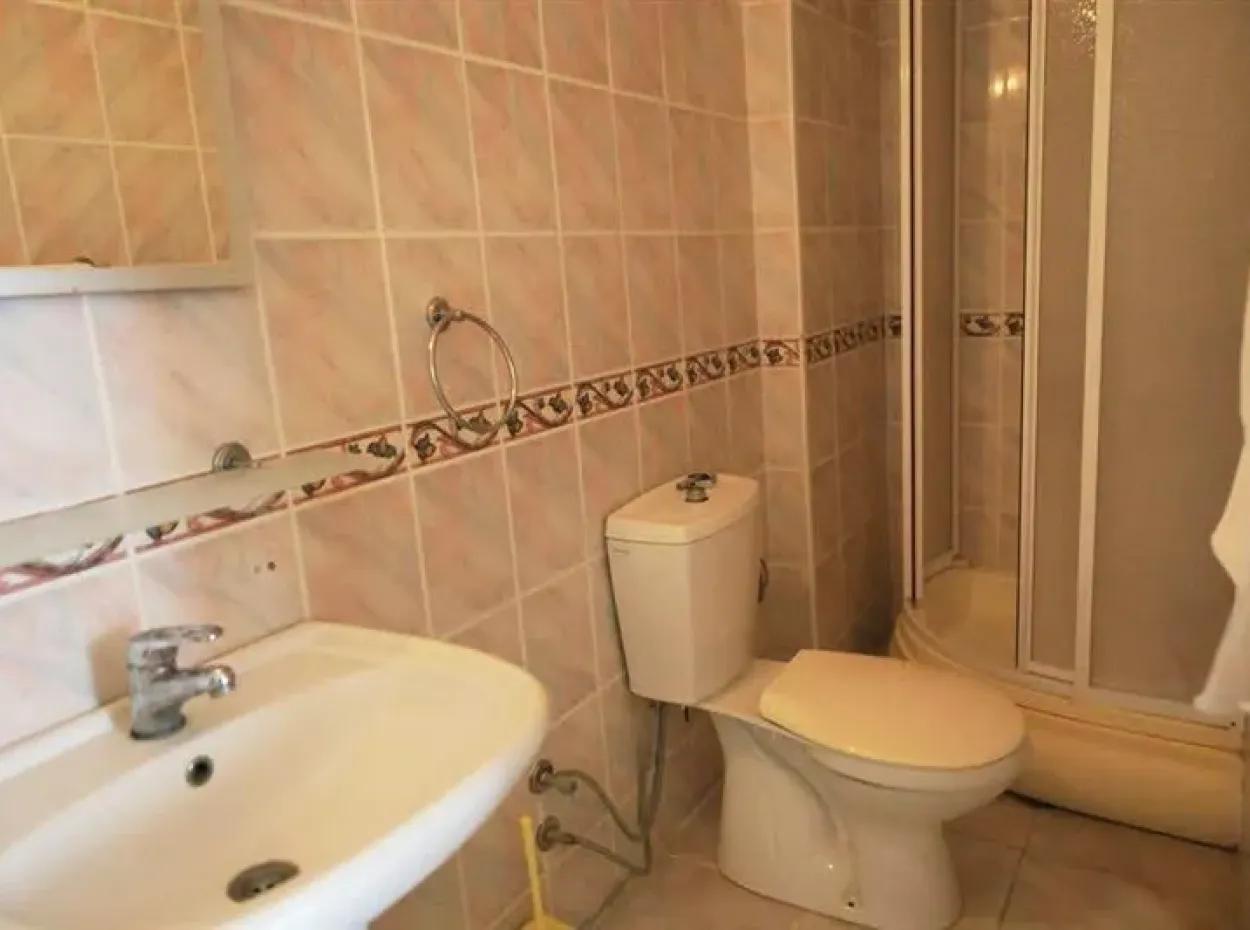 Große Sale Maisonette Mit Riesigem Terrassenpool