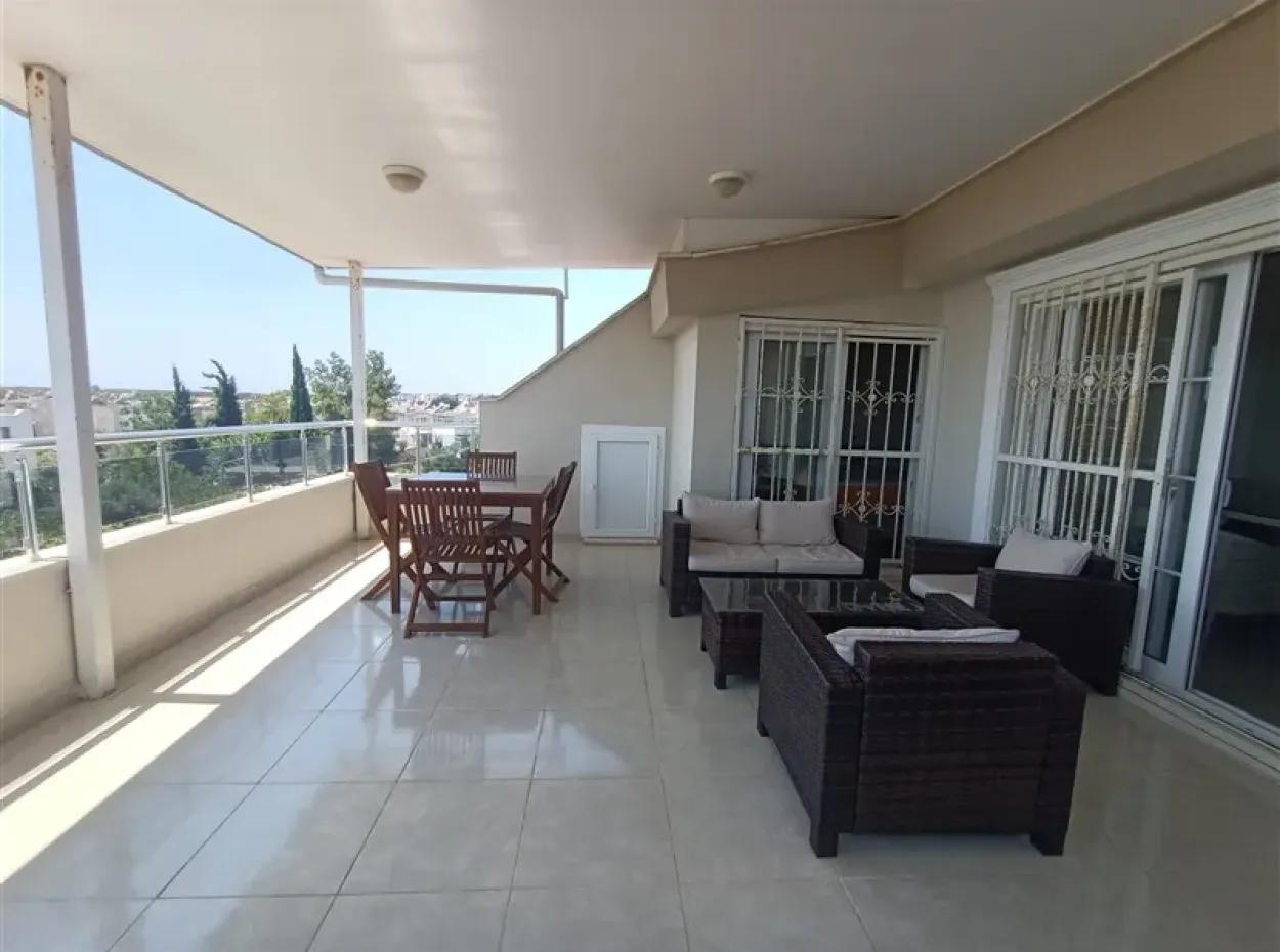 Didimde Front Front Möblierte Wunderbare Maisonette Zum Verkauf