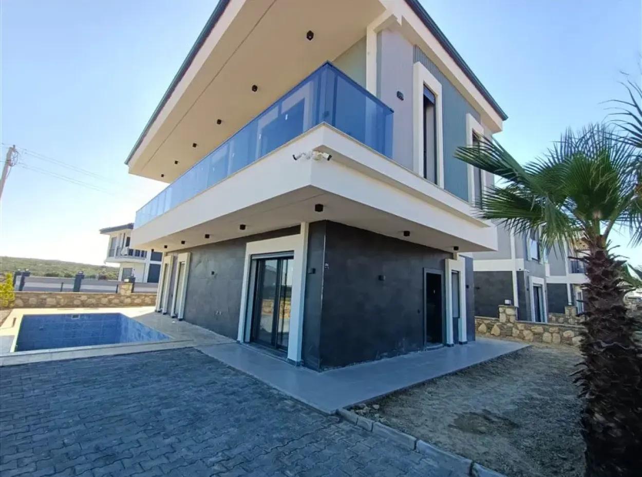 Villa Zu Verkaufen In Didim, Freistehendes Haus Mit Pool Und Garten Zu Verkaufen