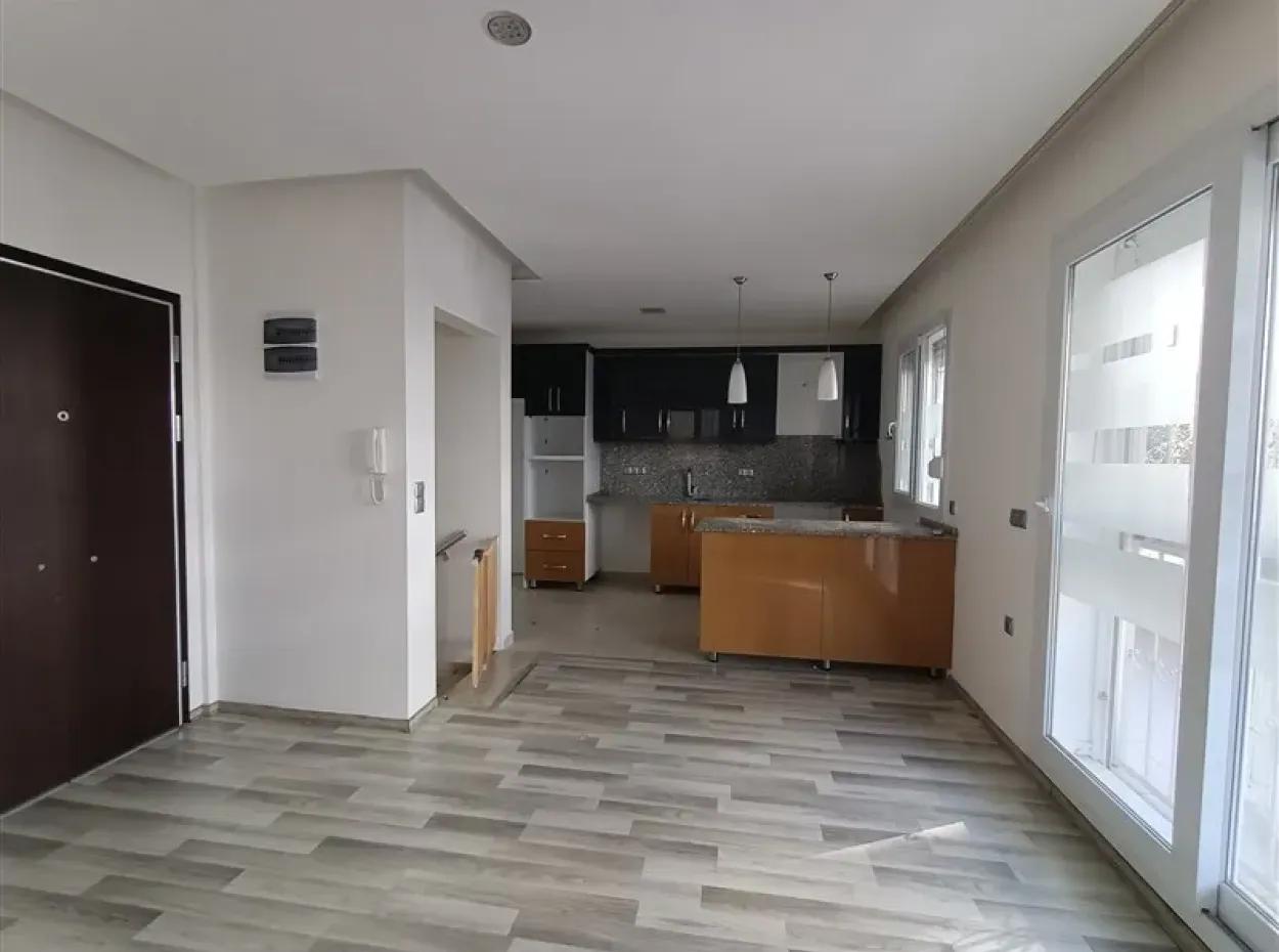 Wohnung Zu Verkaufen In Didim, Reverse Maisonette Zu Verkaufen Mit Großem Balkon Mit Garten