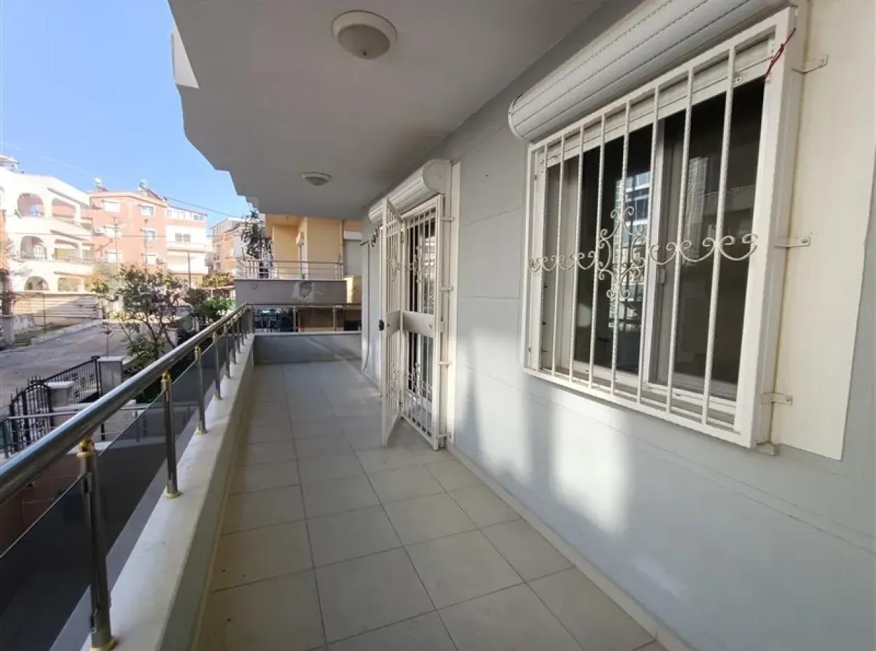 Wohnung Zu Verkaufen In Didim, Reverse Maisonette Zu Verkaufen Mit Großem Balkon Mit Garten