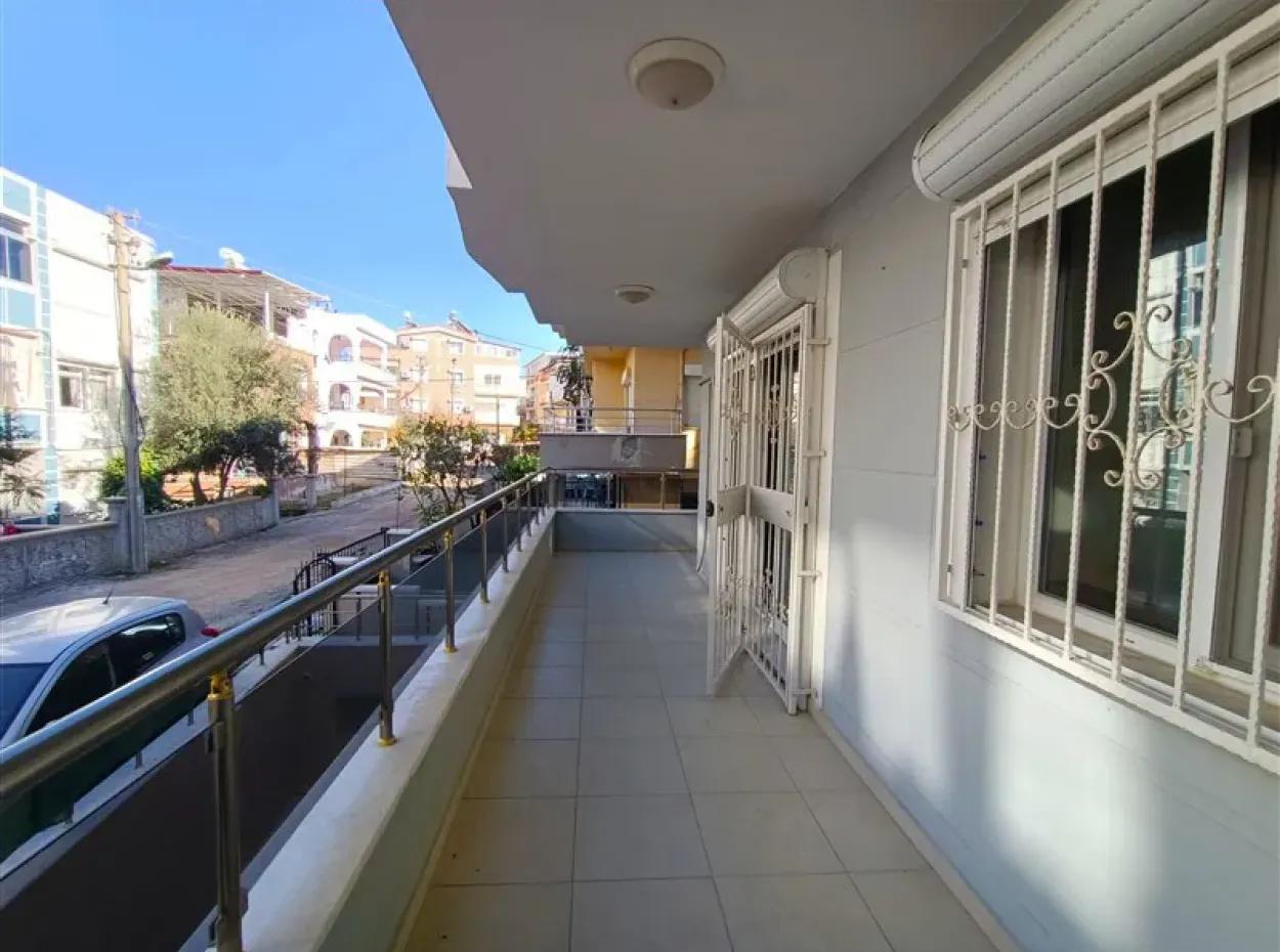 Wohnung Zu Verkaufen In Didim, Reverse Maisonette Zu Verkaufen Mit Großem Balkon Mit Garten