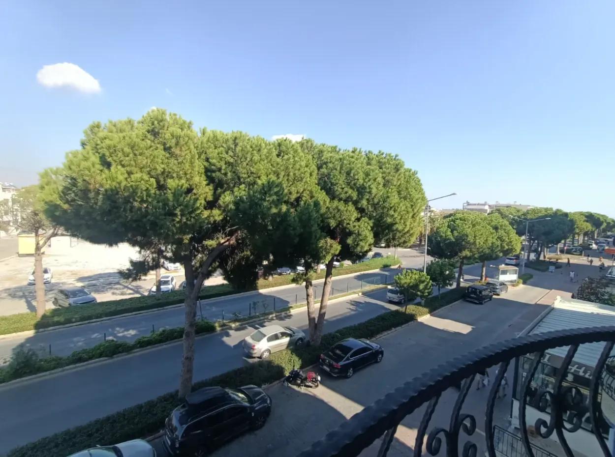 In Perfekter Lage - Wohnung Oder Büro - Wohnung Zum Verkauf In Didim - Wohnung Mit Blick Auf Den Atatürk-Boulevard