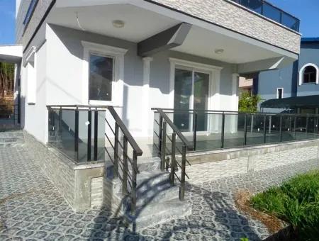 Freistehende Villa Zum Verkauf In Altinkum Didim