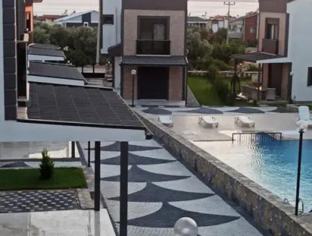 Didim Akbükte Freistehende Villa Zum Verkauf Mit Garten Pool