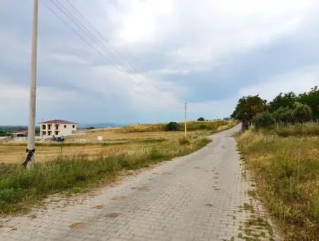 Didim Akyeniköy Merkezde 428M2 Zoned Land Zum Verkauf