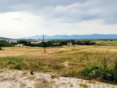 Didim Akyeniköy Merkezde 428M2 Zoned Land Zum Verkauf