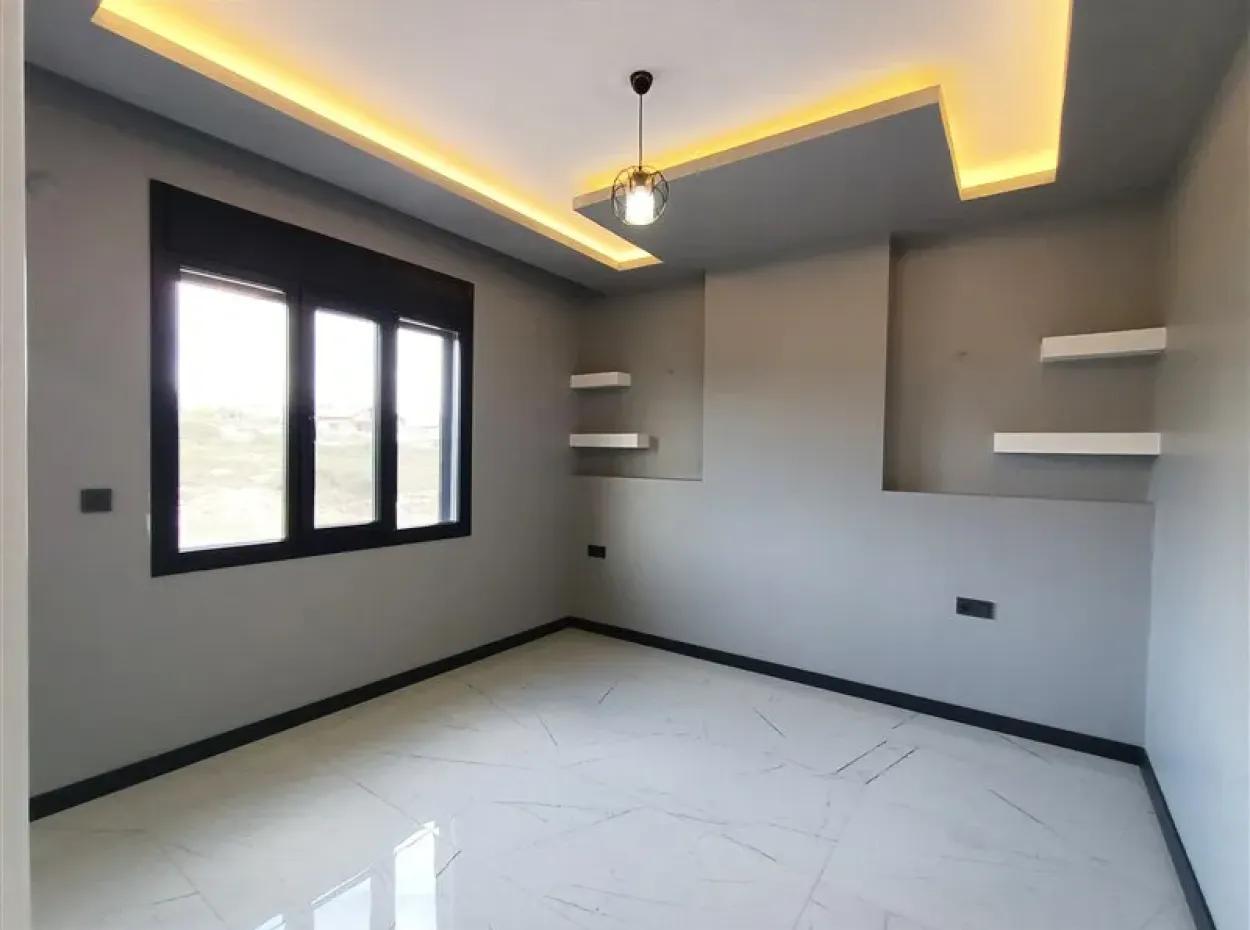 Detached Villa With Pool In 500 M2 Land