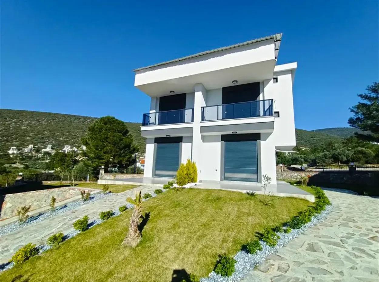 Villas For Sale With Akbükte Pool Car Park