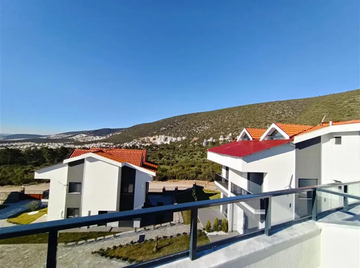 Villas For Sale With Akbükte Pool Car Park