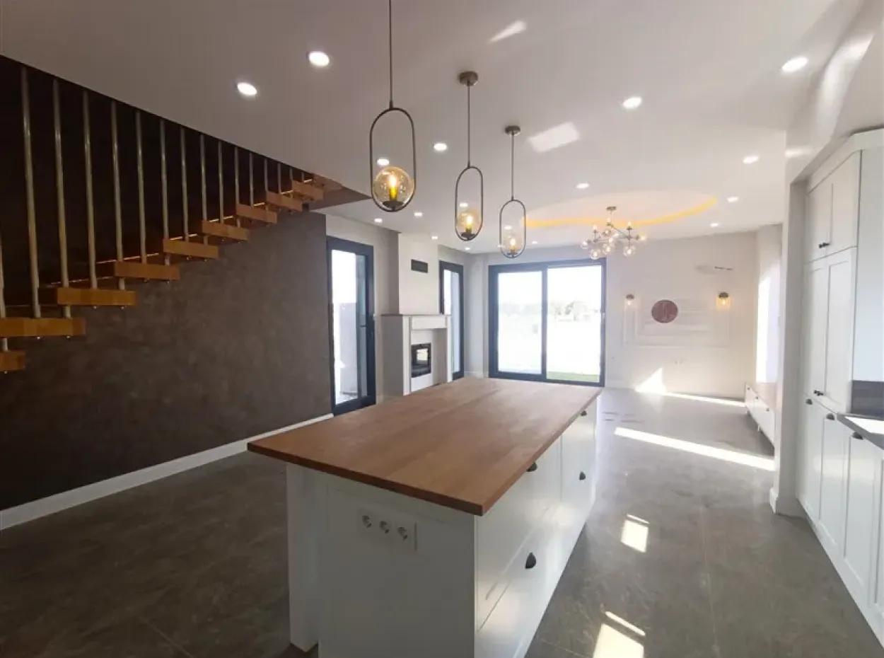 Didimde Pool Garden 5 1 Fully Detached Villa For Sale