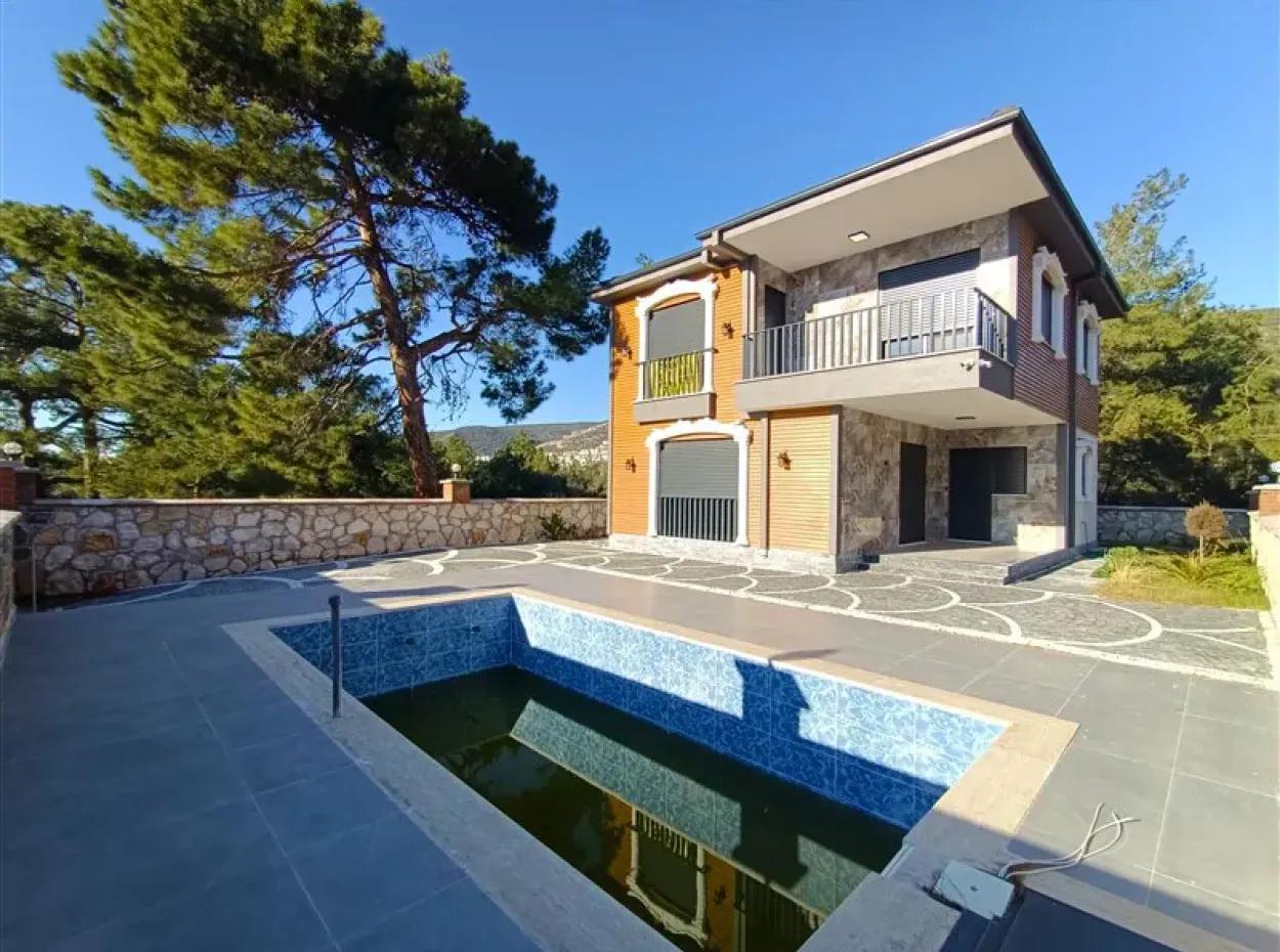 Didim Akbükte Full Detached Maisonette Cottage Villa For Sale