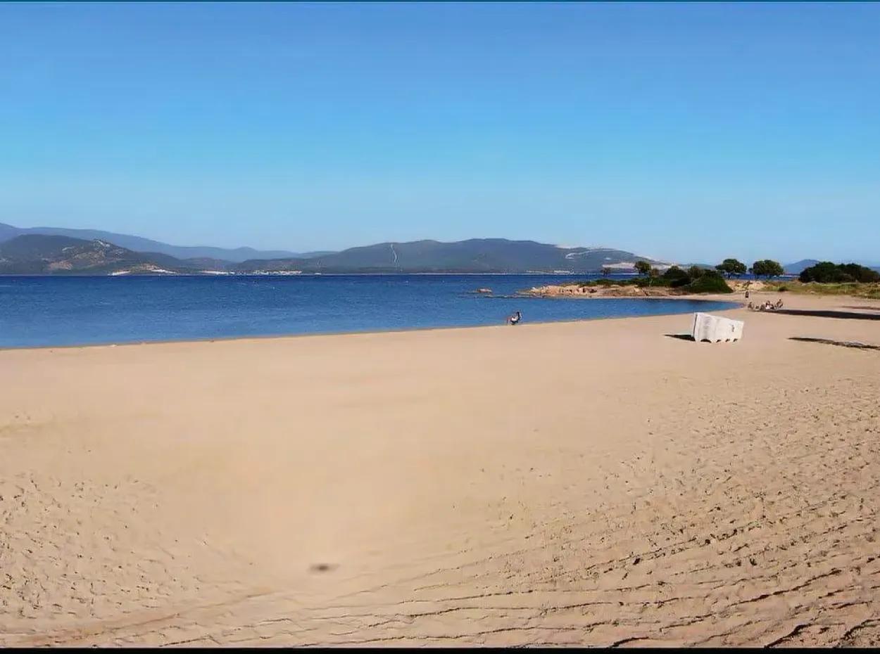 Villa For Sale In Didim, 150M To The Sea, With Pool, Tennis Court, Basketball Court, Security, And In A Complex