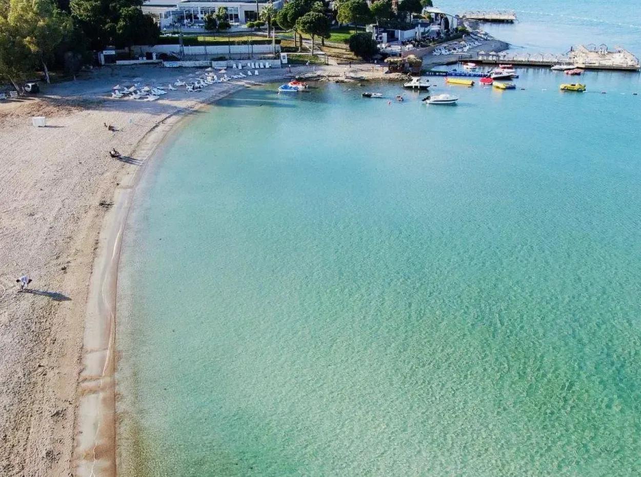 Villa For Sale In Didim, 150M To The Sea, With Pool, Tennis Court, Basketball Court, Security, And In A Complex