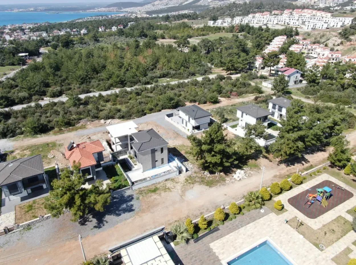 Land With A Zoning Project For Sale In Didim Akbük