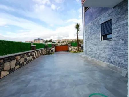 Detached Villa With Pool In 500 M2 Land