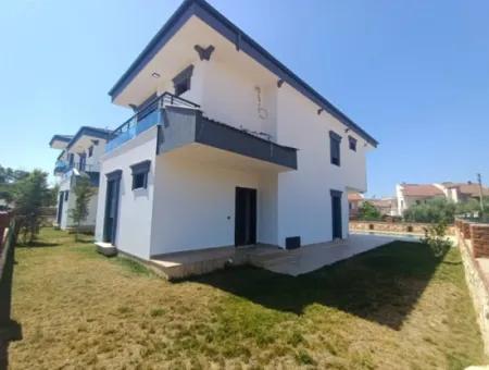 Didim Altinkum Detached Villa With Pool Garden For Sale