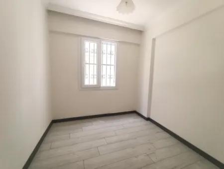 Apartment With Park Front Behind Carrefour And Teknosa In Didim