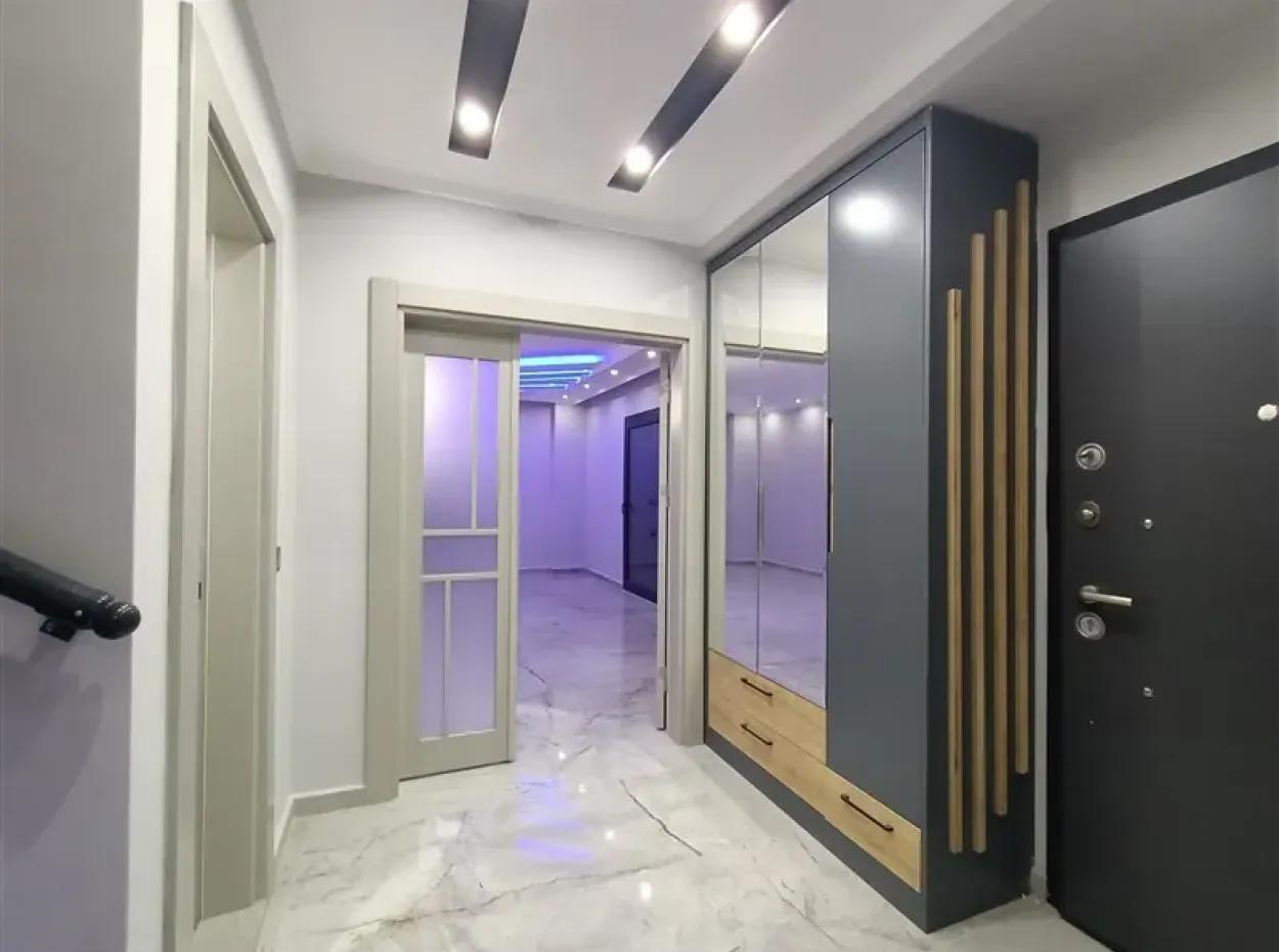 Didimde Denize 400M Havuzlu Bahçeli Müstakil Satılık Villa