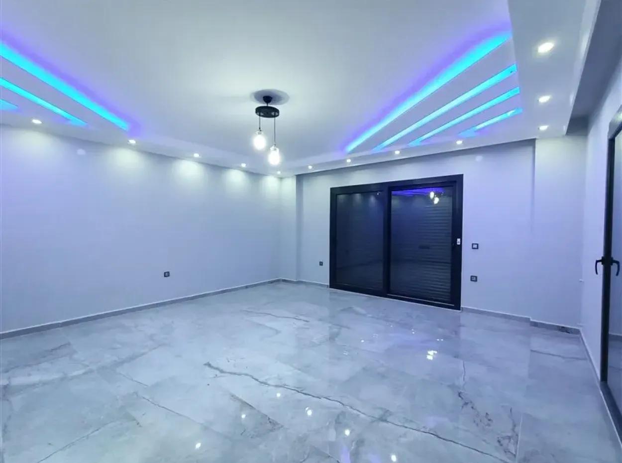 Didimde Denize 400M Havuzlu Bahçeli Müstakil Satılık Villa