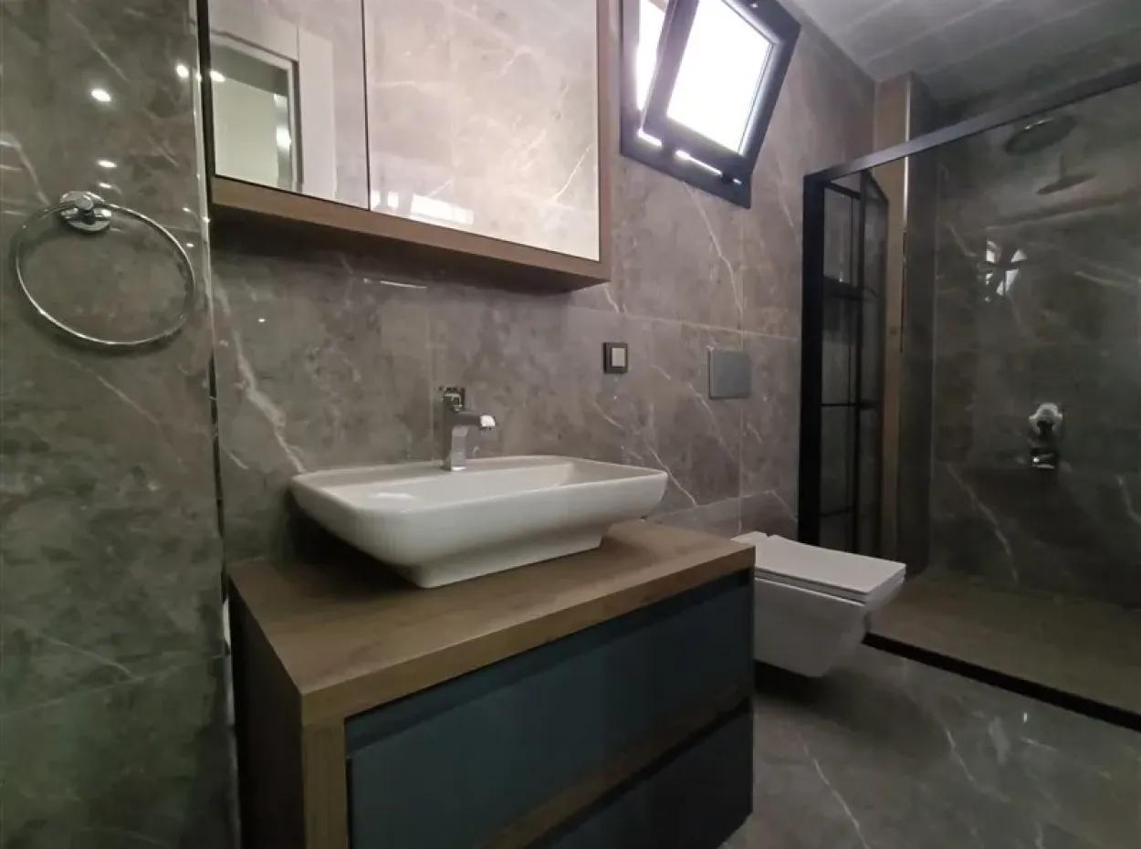 Didimde Denize 400M Havuzlu Bahçeli Müstakil Satılık Villa