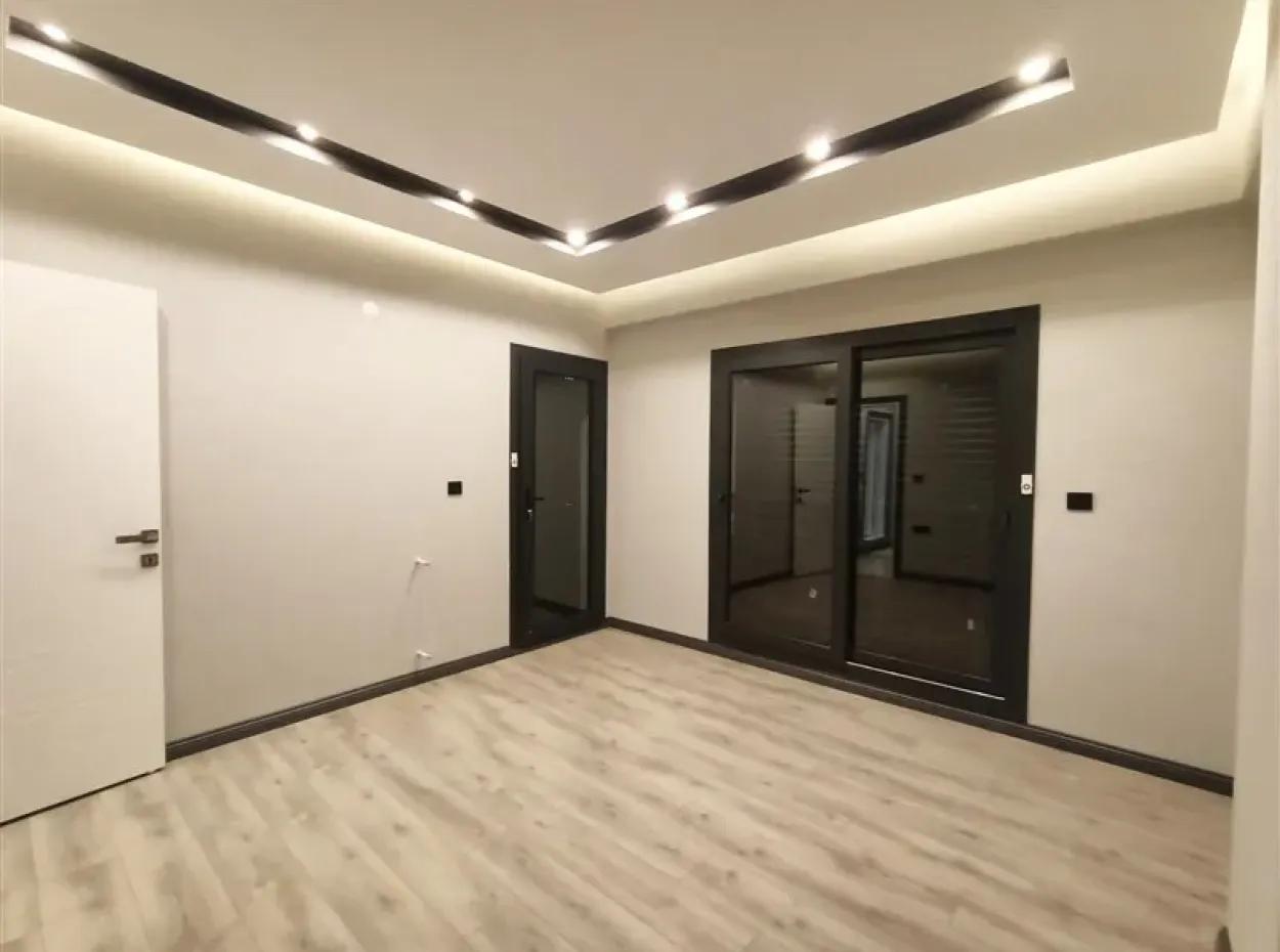 Didimde Havuzlu Bahçeli Sıfır Satılık Müstakil Villa