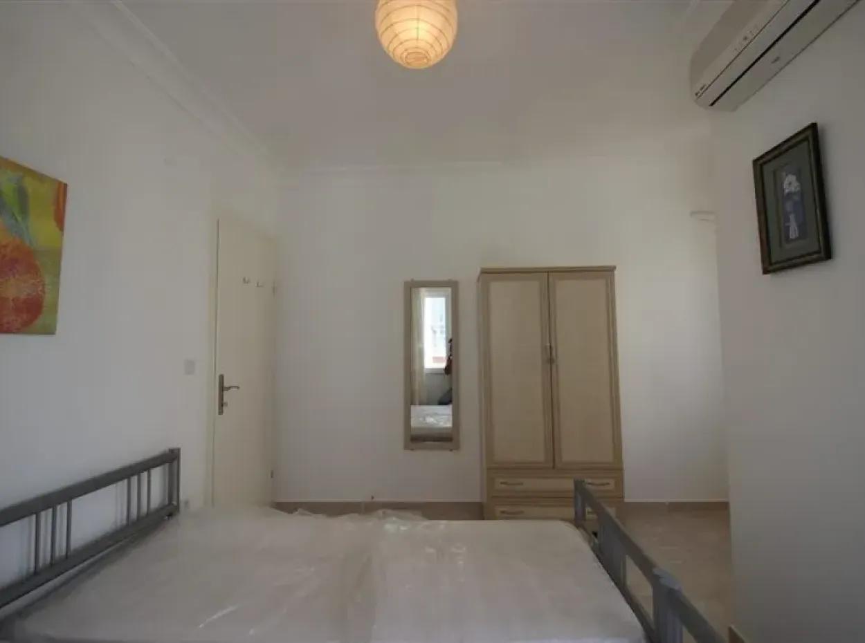 Didimde Havuzlu Eşyalı 3+1 Satılık Daire