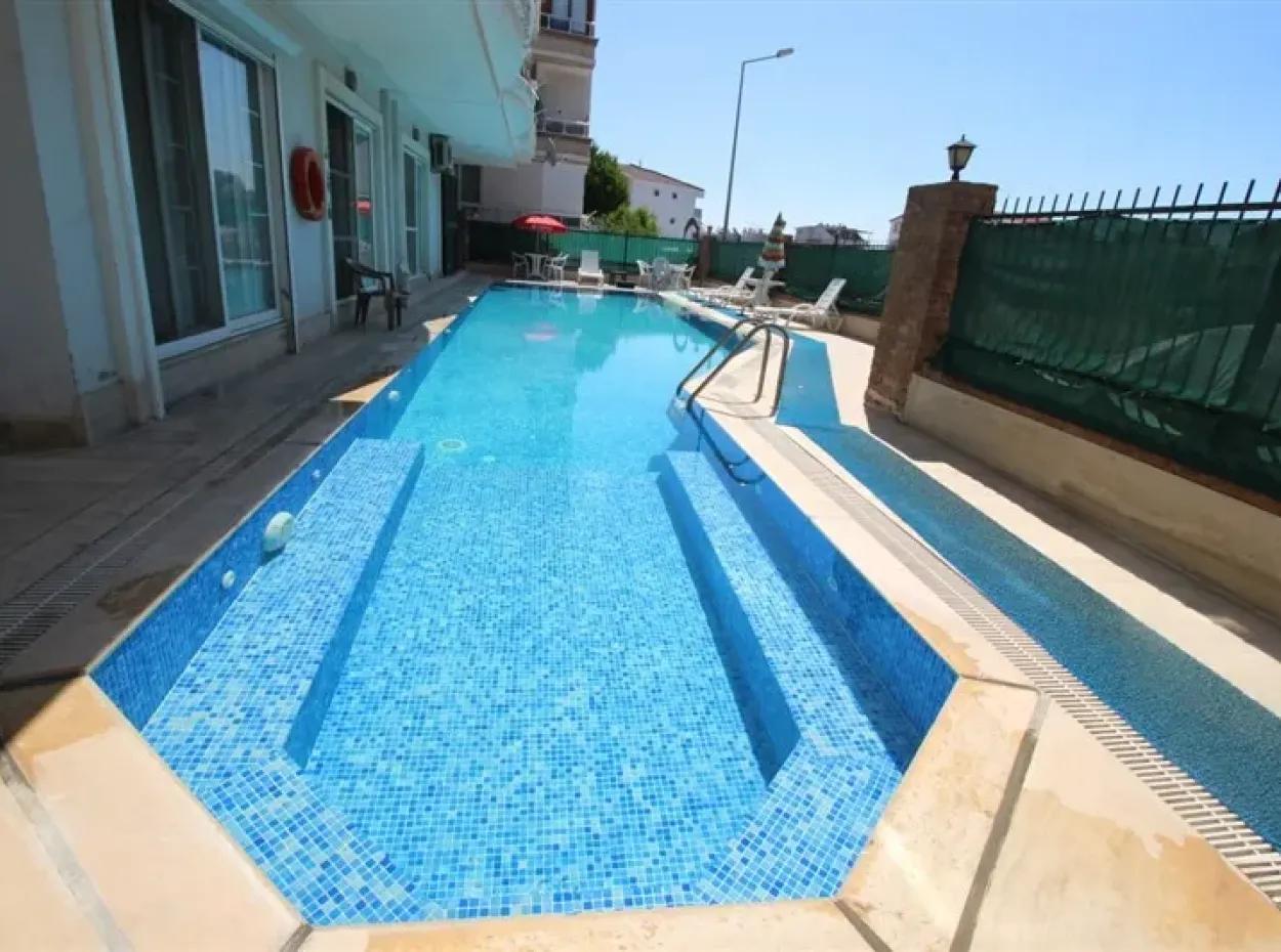 Didimde Havuzlu Eşyalı 3+1 Satılık Daire