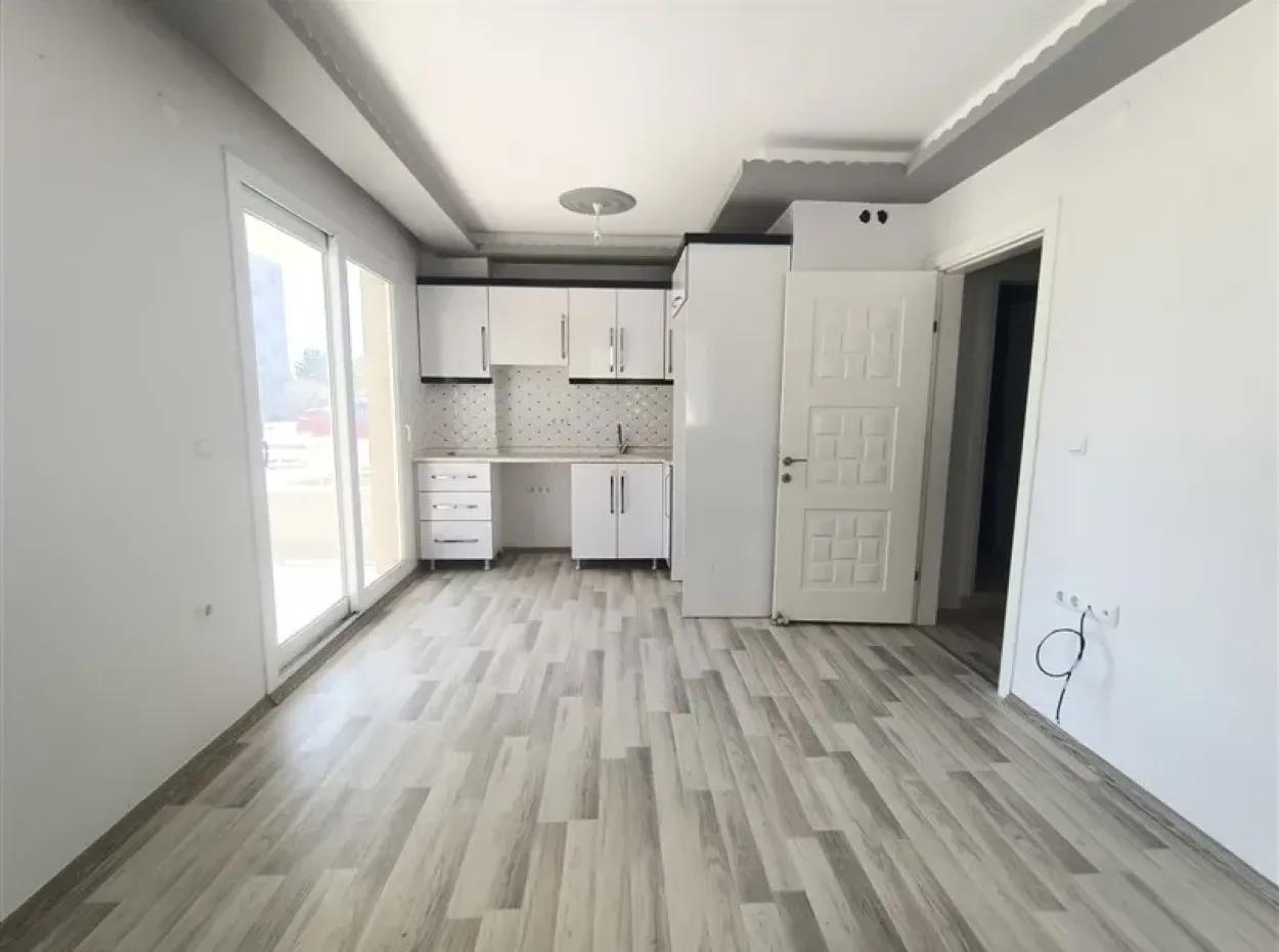 Didimde Ön Cephe Yüksek Giriş 1+1 Satılık Daire