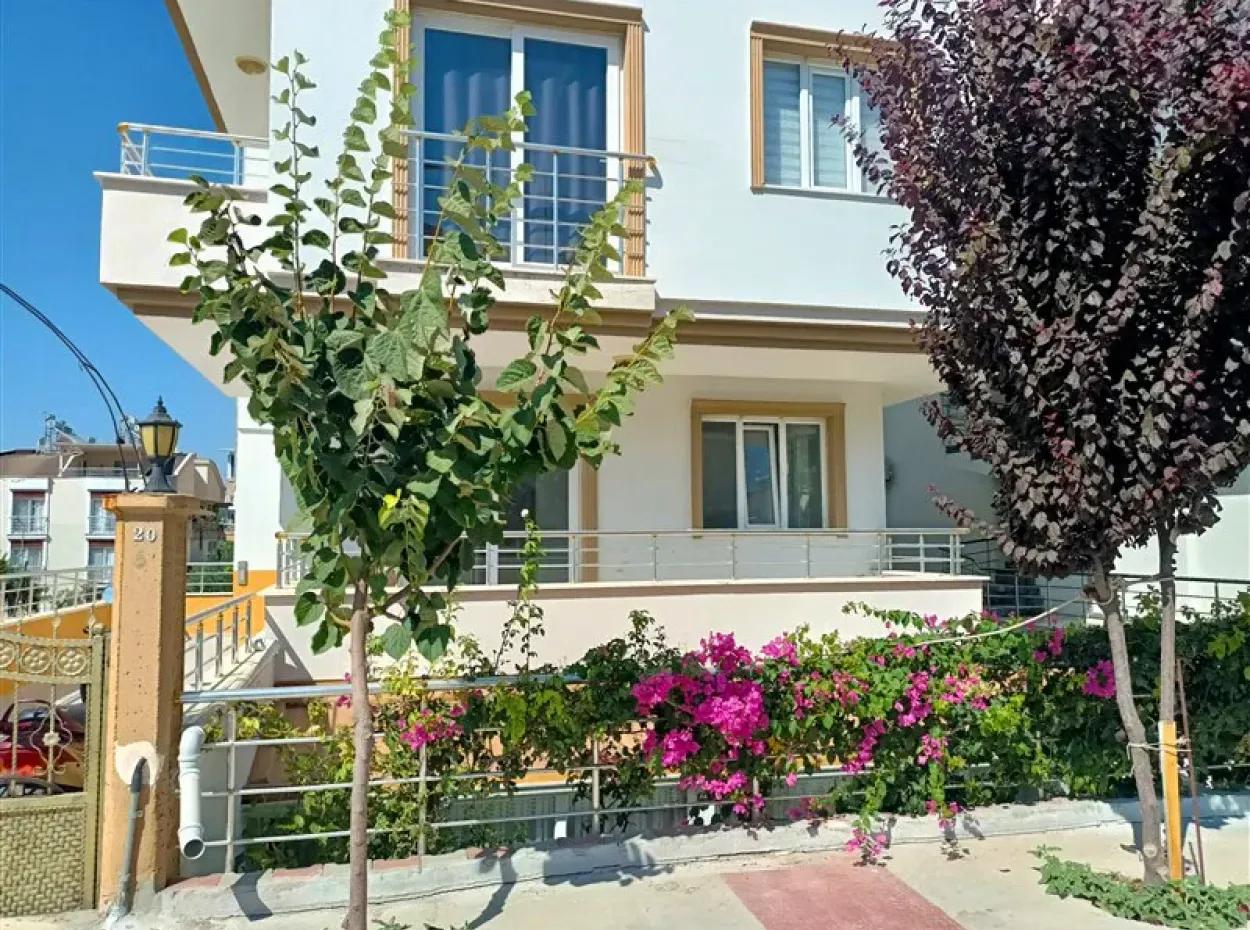 Didimde Ön Cephe Yüksek Giriş 1+1 Satılık Daire