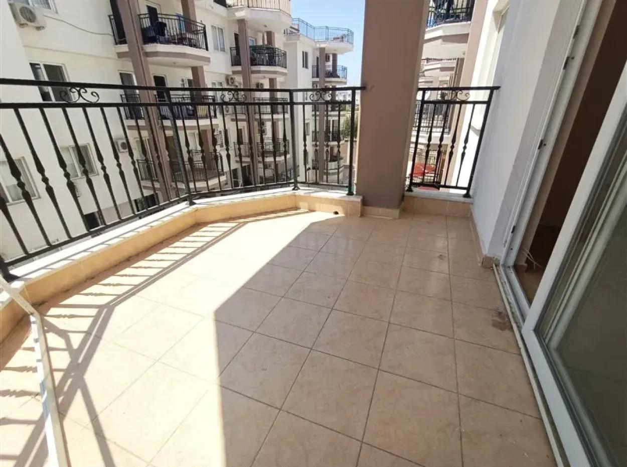 Didimde Havuzlu Sitede Asansörlü 3+1 Satılık Daire