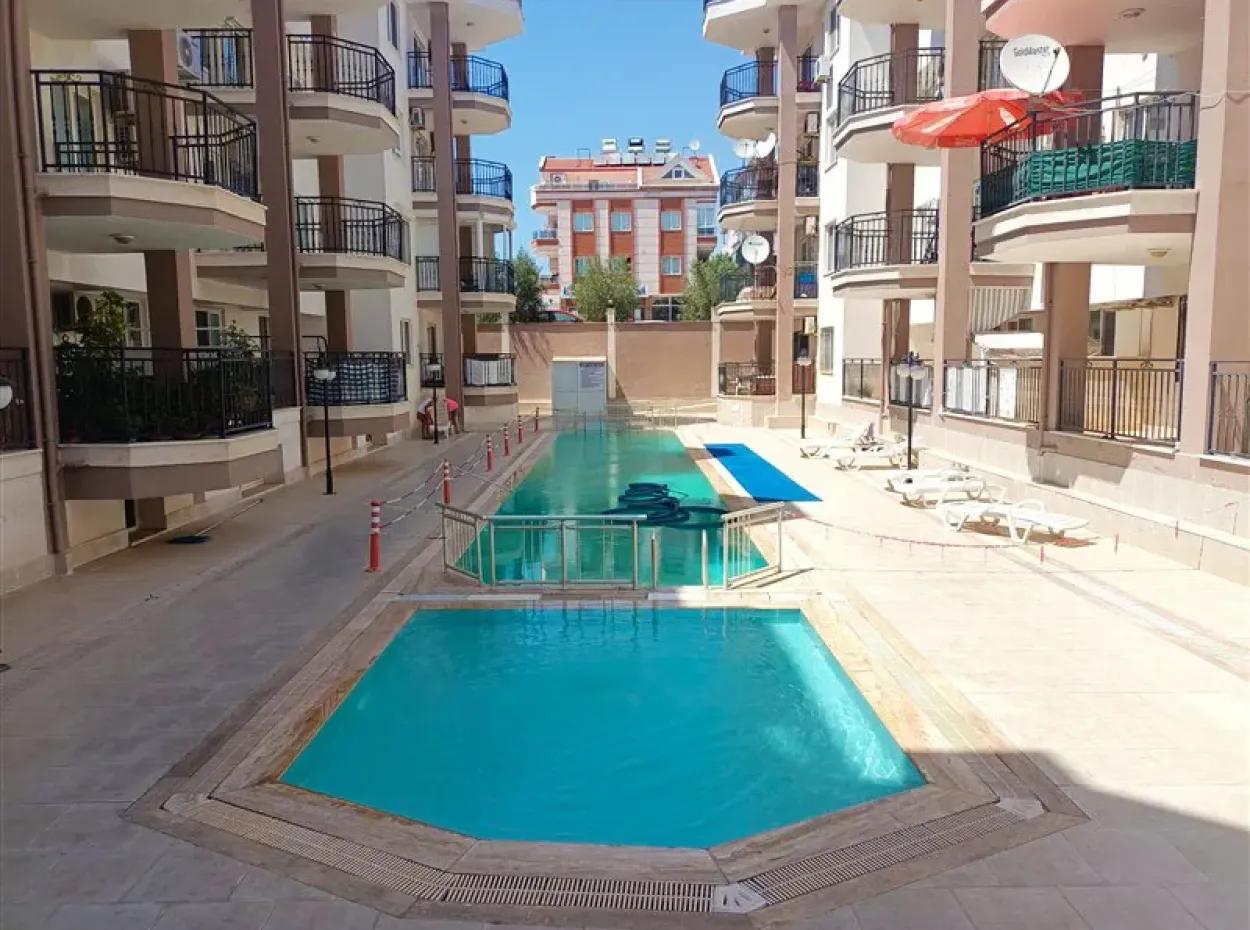 Didimde Havuzlu Sitede Asansörlü 3+1 Satılık Daire