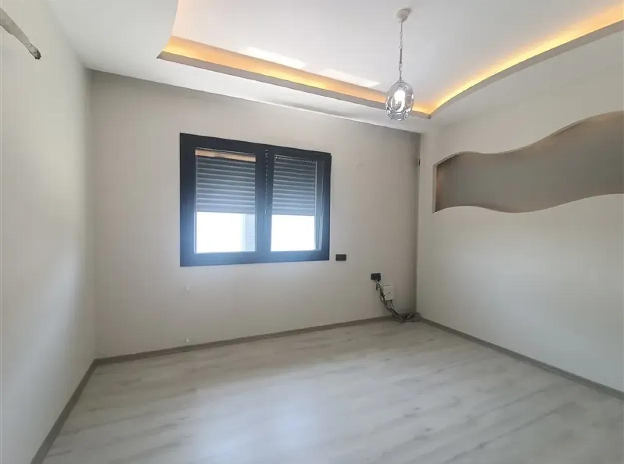 Didim Altınkum Havuzlu Bahçeli Satılık Müstakil Villa