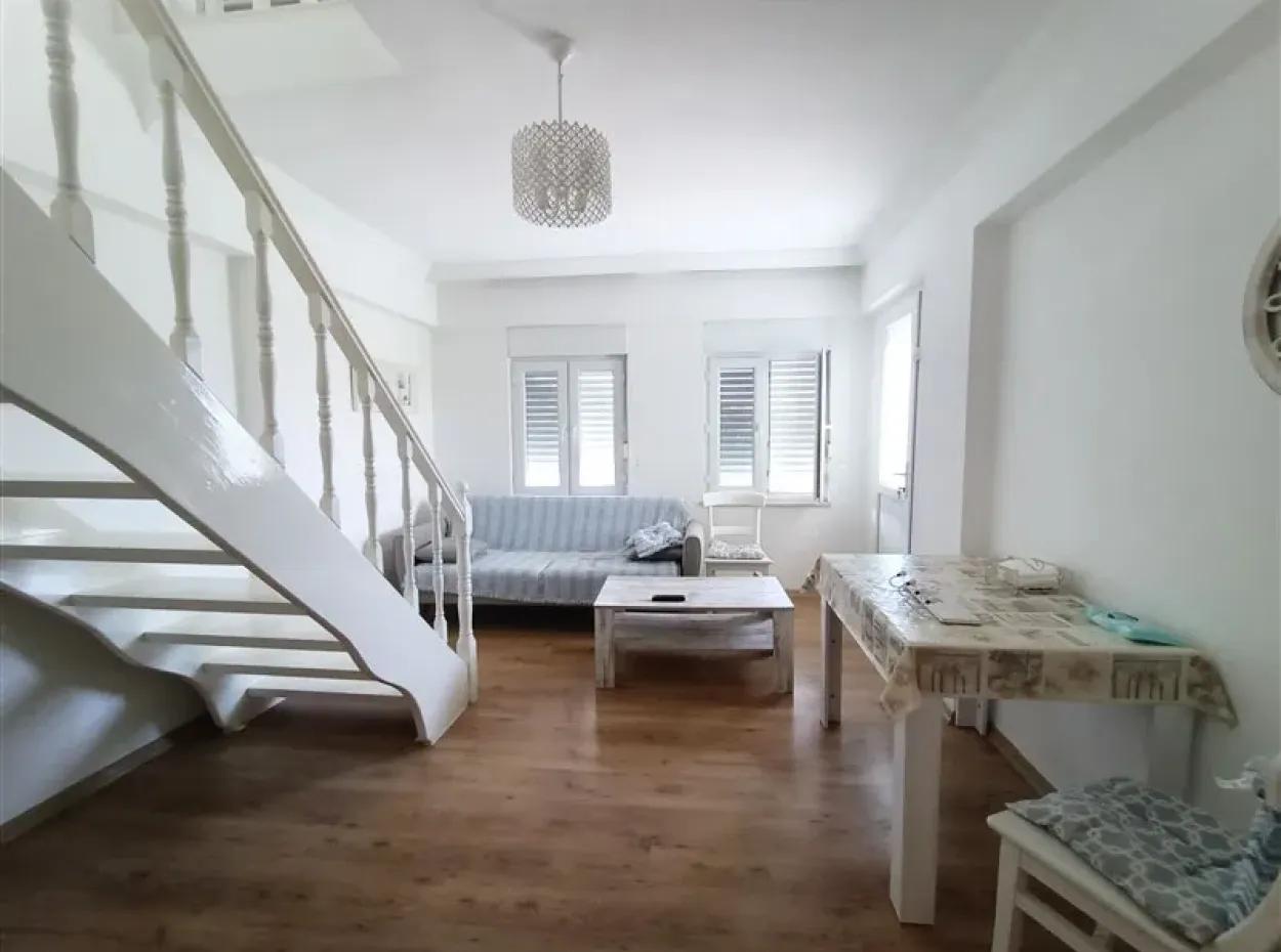 Didimde Mükemmel Konumda Köşe Satılık Dubleks Daire