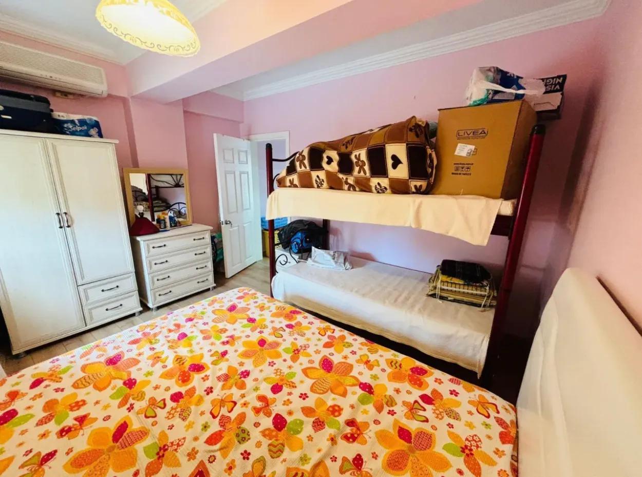 Didimde Denize 150M Havuzlu Tenis Kortlu Basketbol Saha Güvenlikli Sitede Satılık Villa