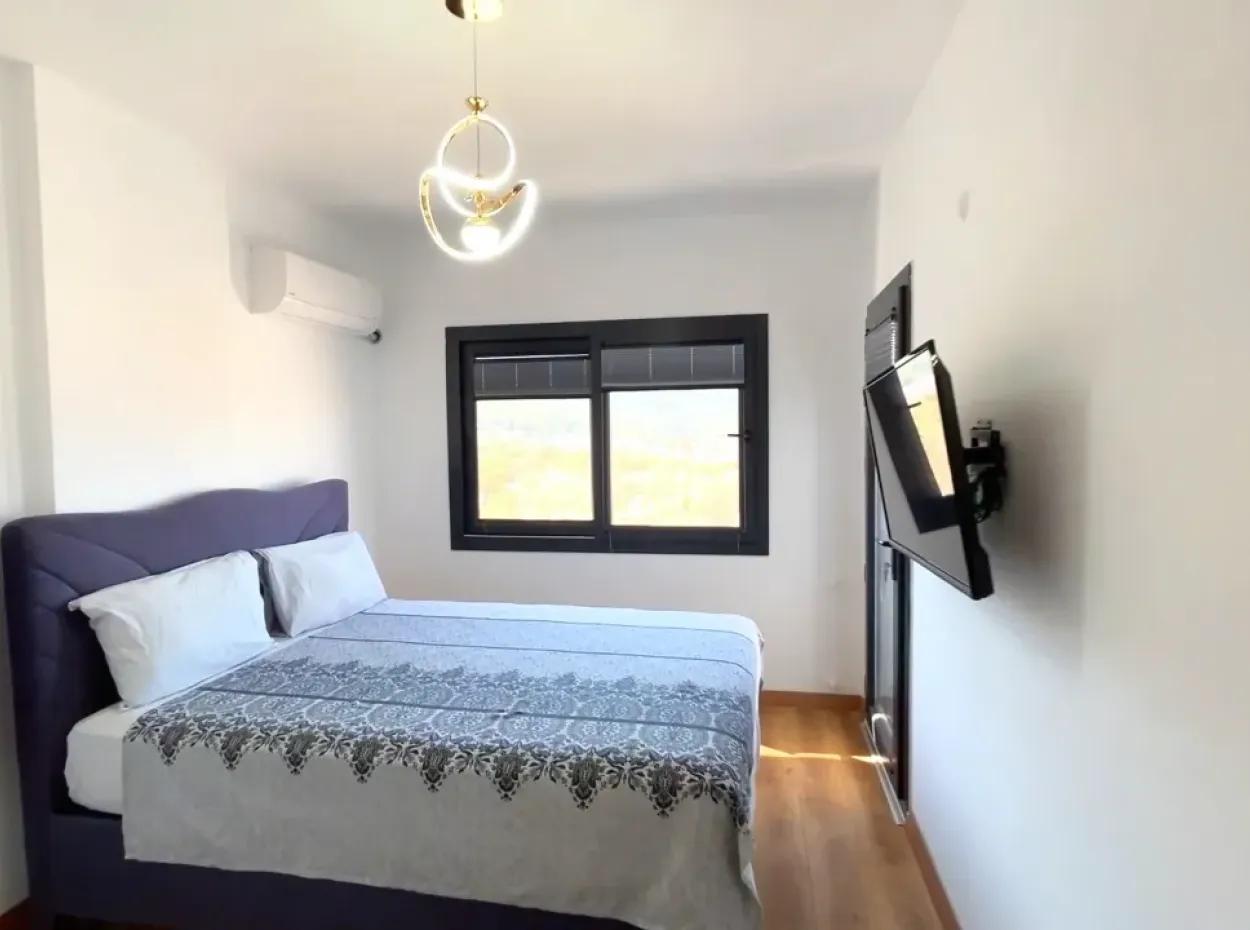 Didim Akbük'te Eşyalı Havuzlu Satılık Daire