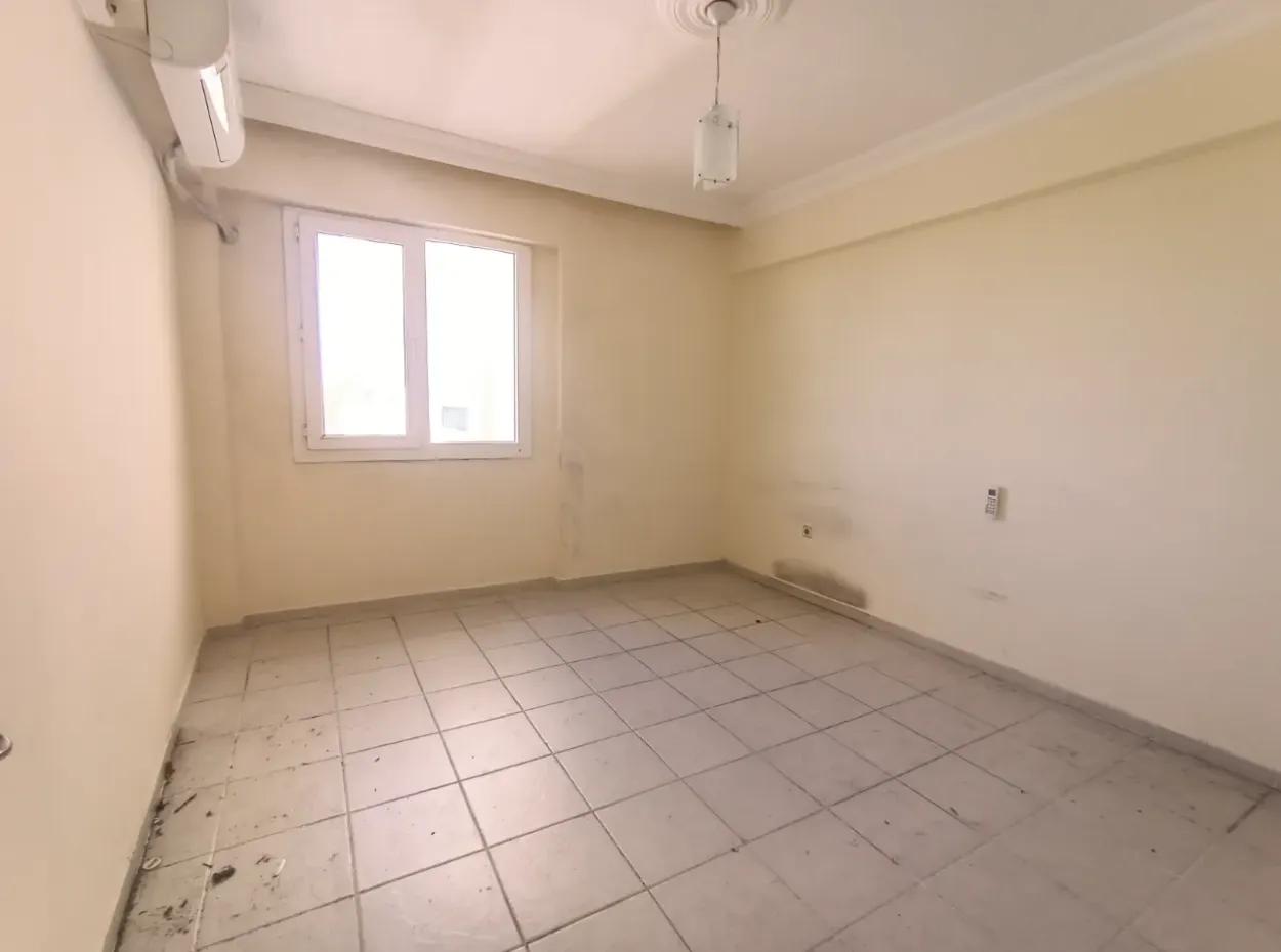 Didimde Büyük Teraslı 2 Havuzlu Sitede Satılık Dubleks