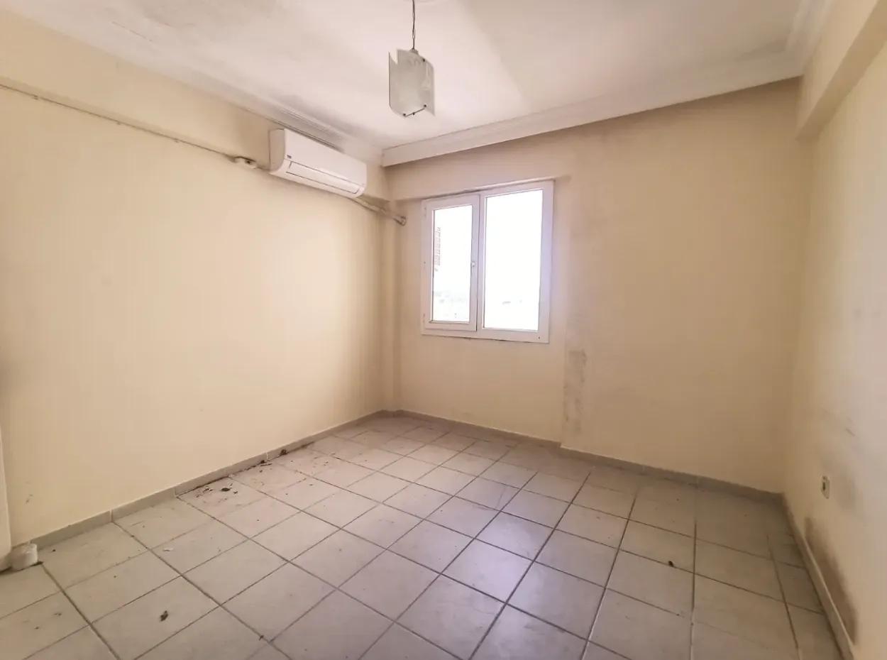 Didimde Büyük Teraslı 2 Havuzlu Sitede Satılık Dubleks