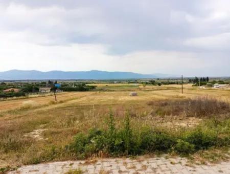 Didim Akyeniköy Merkezde 428M2 İmarlı Satılık Arsa