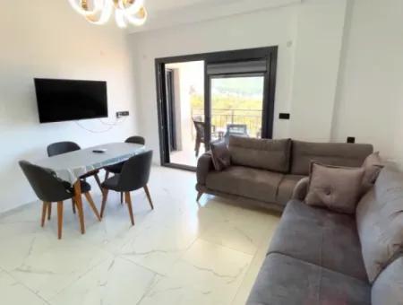 Didim Akbük'te Eşyalı Havuzlu Satılık Daire