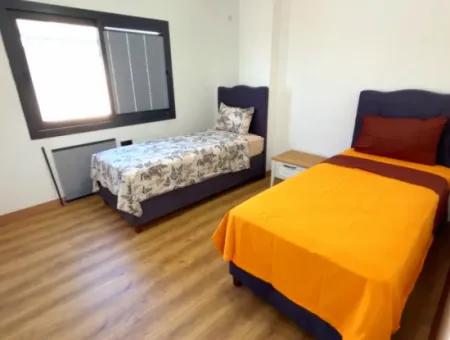Didim Akbük'te Eşyalı Havuzlu Satılık Daire