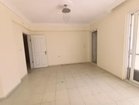 Didimde Büyük Teraslı 2 Havuzlu Sitede Satılık Dubleks