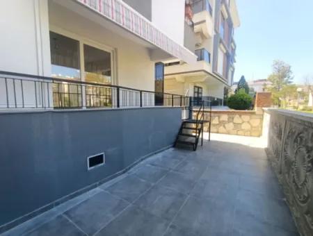 Didimde Carrefour Ve Teknosa Arkasında Park Cepheli Daire